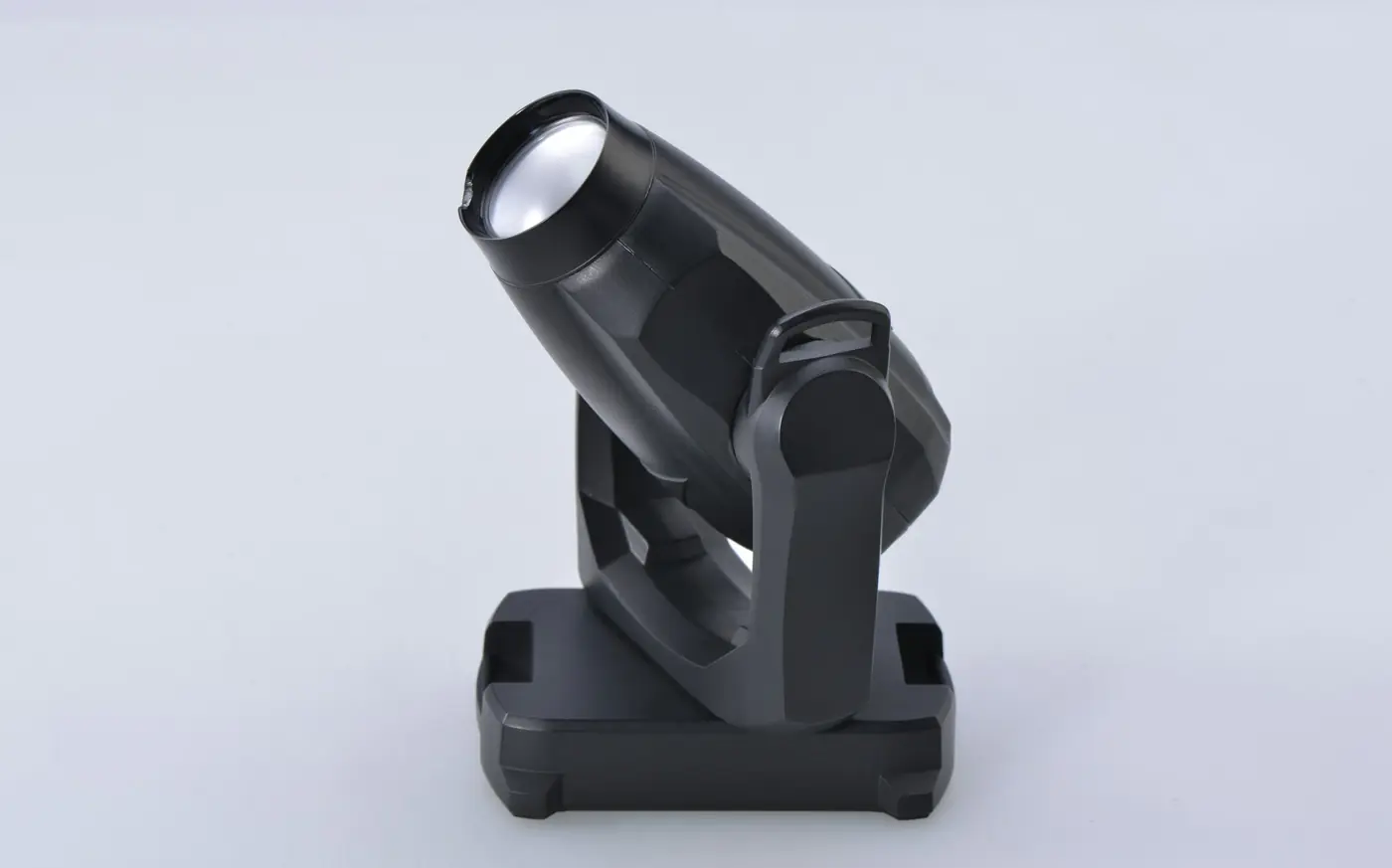 Moving-head fixture, tilted