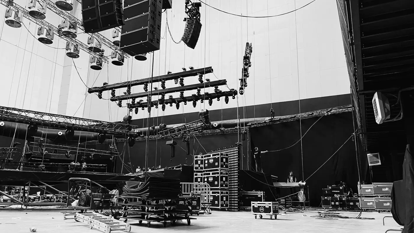 Overhead rig above a stage