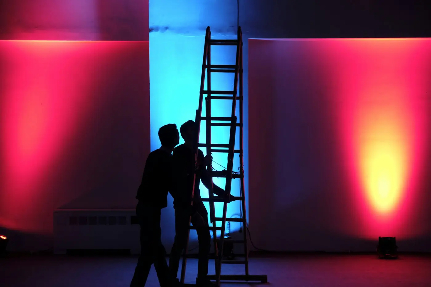 Wall washers in red and blue
