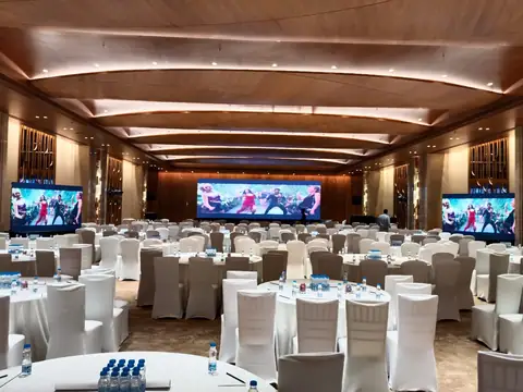 Solutions Events event production: banquet wide led