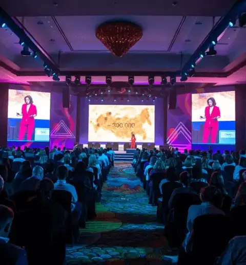 Solutions Events event production: dual projection