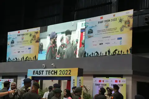 Solutions Events event production: easttech led wall