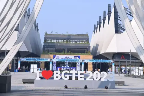 Solutions Events Fabrication: bgte letters