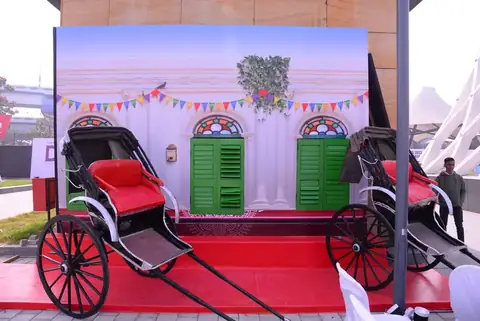 Solutions Events Fabrication: heritage rickshaw